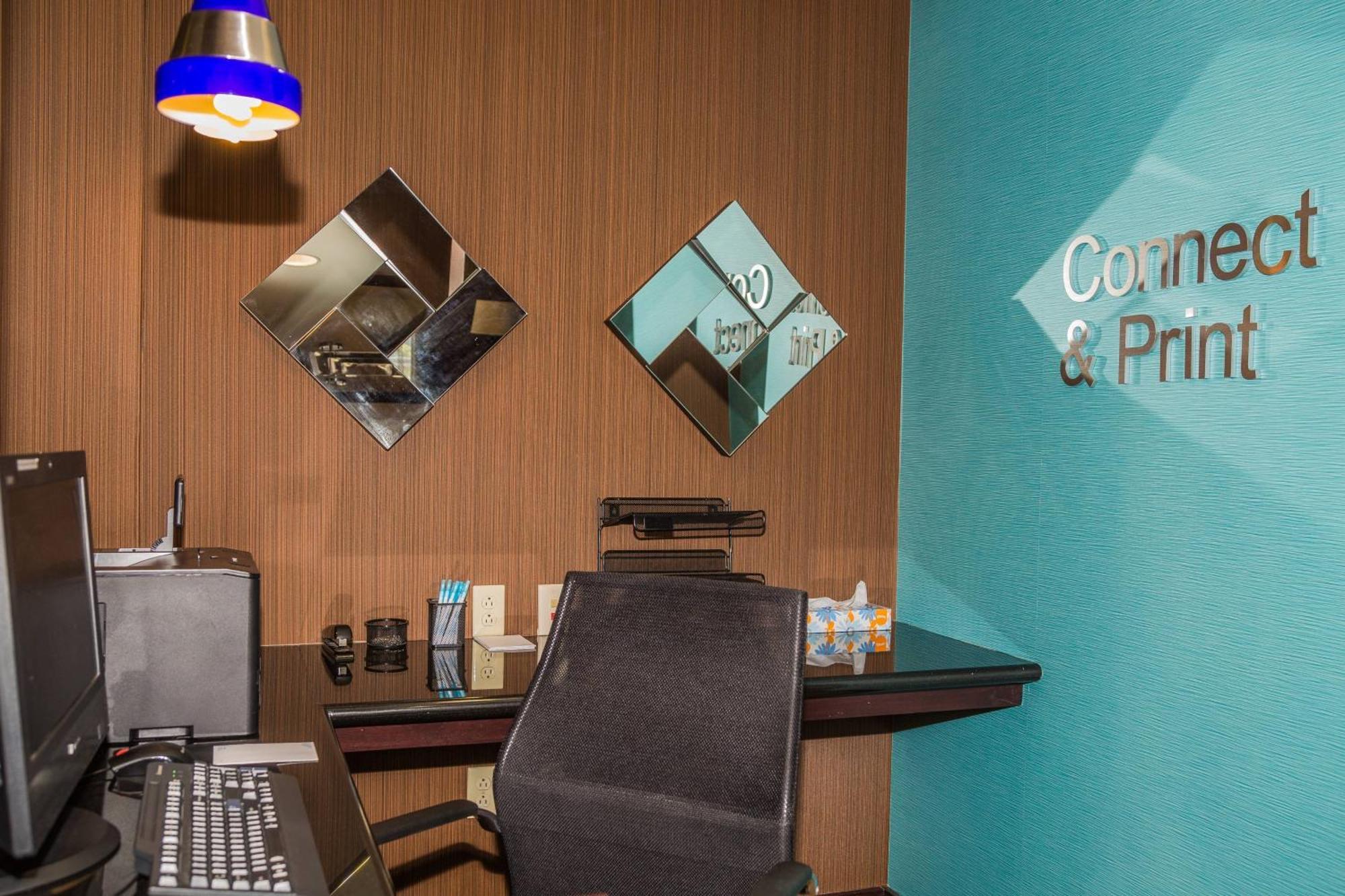 Fairfield Inn By Marriott Моргантаун Екстериор снимка